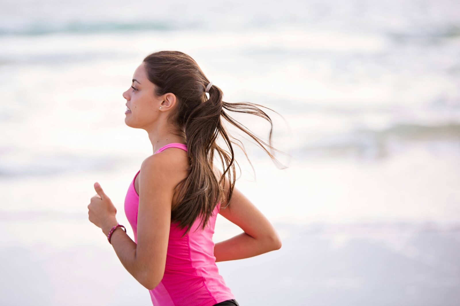 A woman jogging, highlighting the link between exercise and mental health