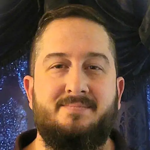 Damon Winter, LPC, therapist at Transitions Counseling and Consulting in Phoenix, Arizona