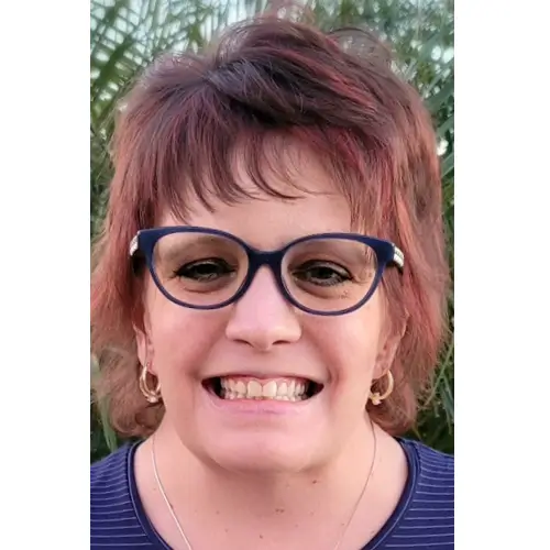 Davia Huber, LPC, therapist at Transitions Counseling and Consulting in Glendale, Arizona