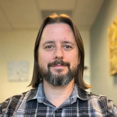 John DeRuiter, LAC, therapist at Transitions Counseling and Consulting in Glendale, Arizona