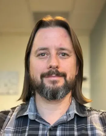 John DeRuiter, LAC, therapist at Transitions Counseling and Consulting in Glendale, Arizona